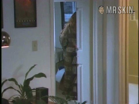 Kim Reynolds Naked as Ms. Wells. Butt, breasts, bush. 210345