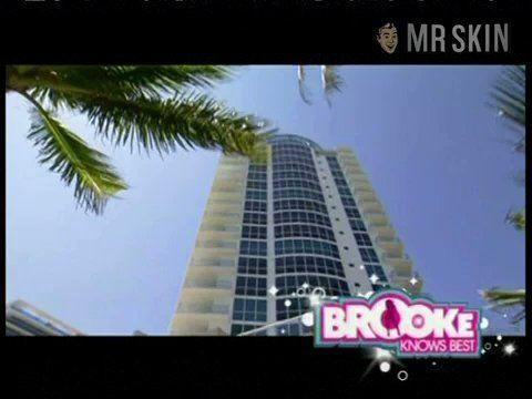 Brooke Hogan in Brooke Knows Best (2008-2009) Bikini Bikini Sexy* 214888