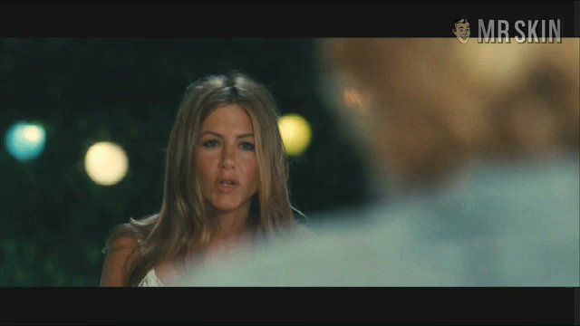 Marley & Me's Sexiest Scenes with Jennifer Aniston. Sexy. 216192