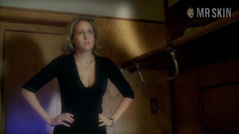Sexiest Leelee Sobieski Scene in Night Train. Underwear. 193717