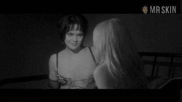Amanda Tepe in Iowa (2005) Breasts Breasts 215310