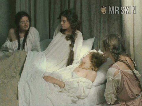 Stéphanie Crayencour in The Romance of Astrea and Celadon (2007) Breasts Breasts 211433