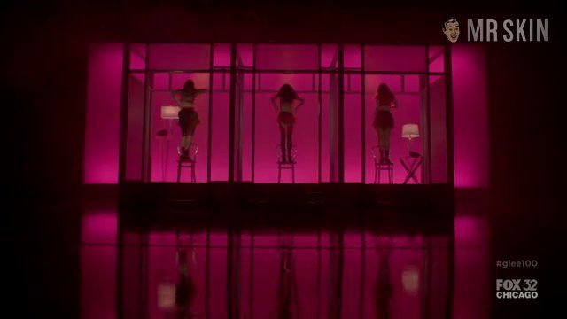 Heather Morris, Dianna Agron, Naya Rivera in Glee (2009-2015) Sexy Bikini Lesbian 236910