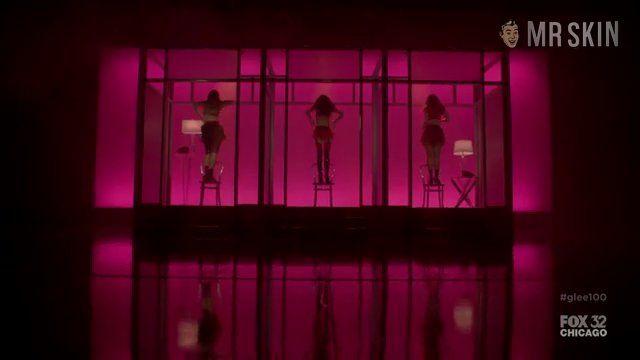 Heather Morris, Dianna Agron, Naya Rivera in Glee (2009-2015) Sexy Bikini Lesbian 236910