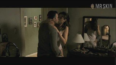 Amanda Peet Nude in What Doesn't Kill You. Breasts, sexy. 216526