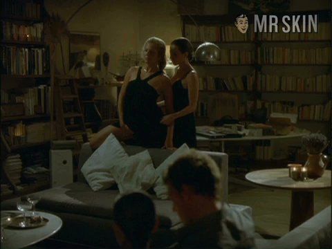 Lise Bellynck Naked in À l'aventure. Lesbian, Full Nudity, breasts, bush. 216805