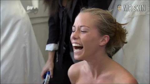 Kendra Wilkinson Nude as Herself. Breasts, Thong, bikini, left breast. 219722