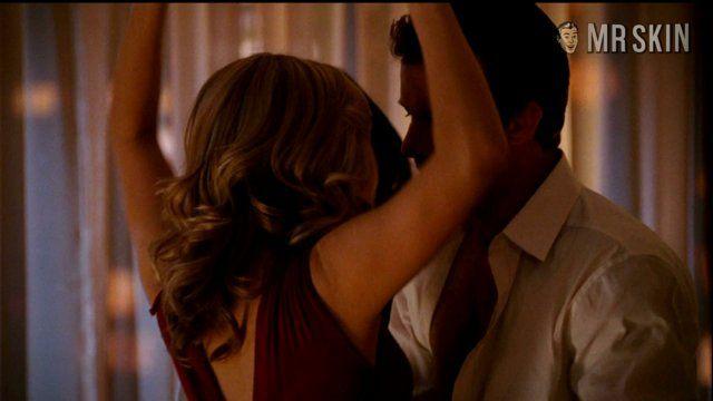 Arden Myrin, Michaela Watkins in Hung (2009-2011) Breasts Lesbian Breasts Lesbian 226721
