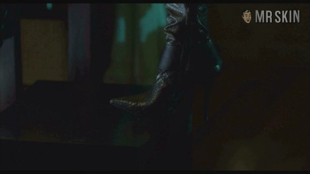 Sexiest Trudy Scenes. bikini, sexy. 220102