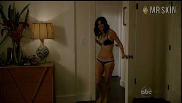 Courteney Cox in Cougar Town (2009-2015) Underwear Bikini Sexy 218339