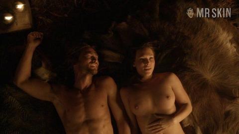 Erin Cummings Naked in Spartacus. Breasts, Butt. 220393