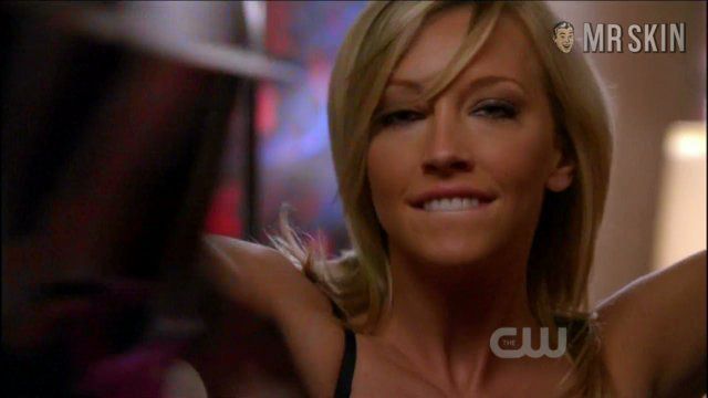 Sexiest Scenes of Eleanor 'Ella' Simms from Melrose Place. Underwear, sexy. 218573
