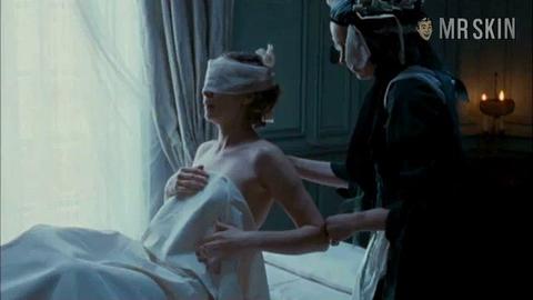 Vera Farmiga Naked as Aurora de Valday. Breasts, butt, right breast. 218211
