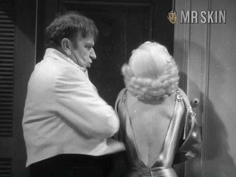 Jean Harlow in China Seas (1935) Right Nipslip Breasts Right Nipslip 219169
