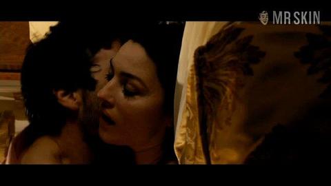 Monica Bellucci Nude as Jeanne. Left Breast, breasts, sexy. 223154