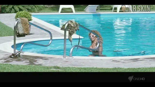 Hottest Maria Grazia Nazzari Scene in A Whole Life Ahead. Bikini. 219932