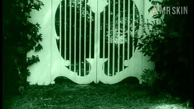 Margaret Edwards in Hypocrites (1915) Full Nudity Breasts Bush 226434