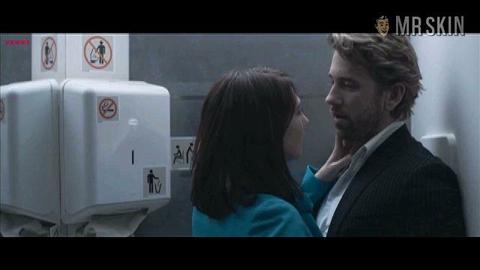 Carice van Houten Nude in The Happy Housewife. Breasts, butt, right breast. 222988