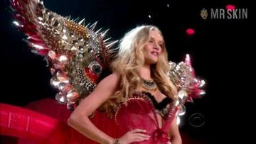 Rosie Huntington-Whiteley in The Victoria's Secret Fashion Show 2010 (2010) Underwear Underwear 223423