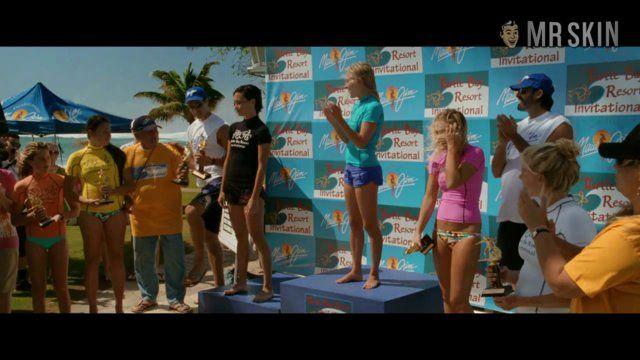 Lorraine Nicholson in Soul Surfer (2011) Bikini Bikini 224687