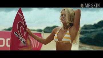 Lorraine Nicholson in Soul Surfer (2011) Bikini Bikini 224694