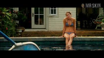 Shailene Woodley in The Descendants (2011) Bikini Bikini Sexy 226509
