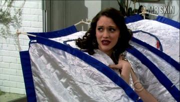 Beth Behrs in 2 Broke Girls (2012-2016) Bikini Bikini Sexy 228761