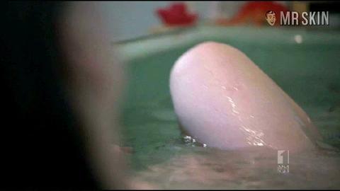 Melissa George Naked in The Slap. Breasts, left breast. 227269