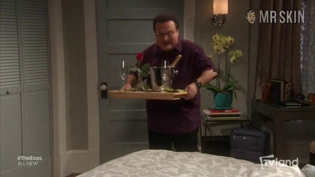 Arden Myrin, Erin Coker in The Exes (2015) Lesbian Lesbian 241056