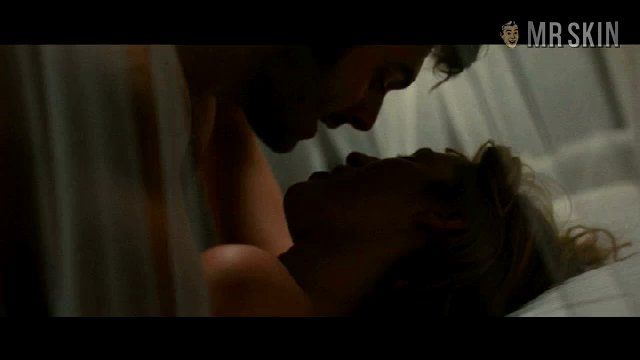 Louise Bourgoin Nude in A Happy Event. Breasts, butt, left breast. 230638