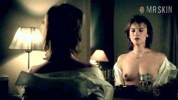 Agathe de La Boulaye in Petits arrangements avec ma mère (2012) Breasts Breasts 228532