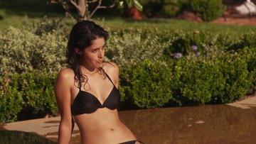 Jess Weixler, Stephanie Hunt in Somebody Up There Likes Me (2012) Bikini Sexy Bikini Breasts 228699