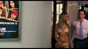 Katrina Bowden in American Reunion (2012) Bikini Bikini Sexy 228772