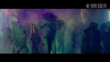 Rihanna in Where Have You Been (2012) Sexy Butt Sexy 229376