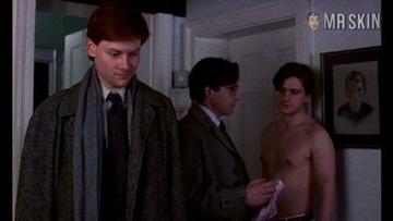 Isabel Gillies in Metropolitan (1990) Underwear Bikini Sexy 229699