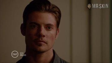 Emma Bell, Julie Gonzalo in Dallas (2014) Sexy Underwear Bikini Lesbian 236714