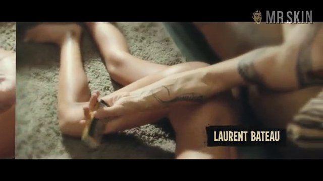 Catalina Denis, Marie-Laetitia Bettencourt, Mouni Farro in Le mac (2010) Breasts Butt Breasts Butt 239626