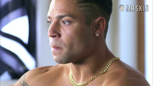 Laura Harrison in Jersey Shore Shark Attack (2012) Underwear Bikini Underwear 230235