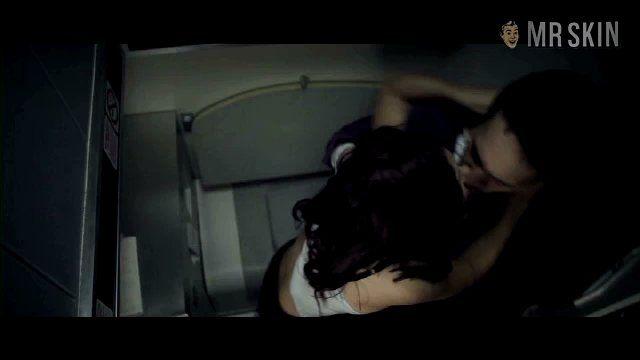 Nudes of Roxy from Airborne. Breasts, underwear. 230250