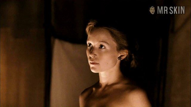 Chloé Stefani in Henri 4 (2010) Full Nudity Breasts Bush 233609