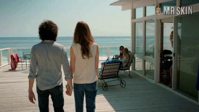 Justine Lupe in Not Fade Away (2012) Bikini Bikini 231205