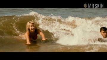 Julianne Hough in Safe Haven (2013) Bikini Bikini 233970