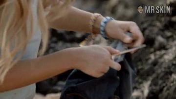 Indiana Evans in Blue Lagoon: The Awakening (2012) Bikini Bikini Sexy 231944
