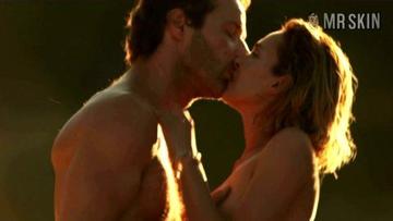 Claire Keim in Jusqu'au bout du monde (2012) Breasts Breasts Sexy 232031