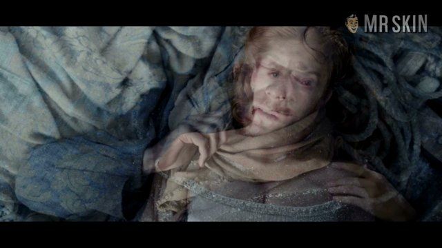 Sexiest Doutzen Kroes Scene in Nova zembla. Sexy. 232879