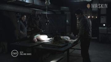 Sarah Carter in Falling Skies (2014) Sexy Sexy Underwear 238832