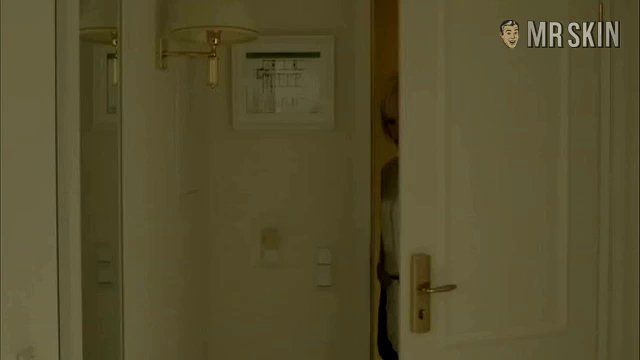 Hottest Alice Dwyer Scene in Im Alleingang - Elemente des Zweifels. Underwear, breasts. 232976