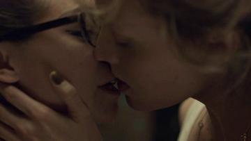 Evelyne Brochu, Tatiana Maslany in Orphan Black (2013-2017) Lesbian Sexy Underwear Butt Lesbian 260160