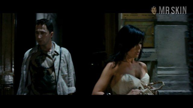 Hottest Anastasiya Zavorotnyuk Scene in Kod apokalipsisa. Sexy, butt, underwear. 233504