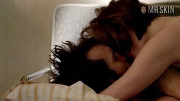 Elisabeth Moss in Top of the Lake (2013-2017) Left Breast Breasts Bush 233608